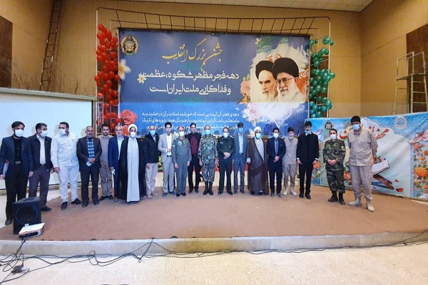 شرکت ۵ هزار نفر در جشن انقلاب کاروان قرآنی فجر مشهد